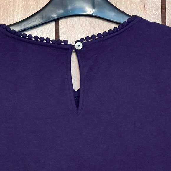 Pullover Shirt - Picture 3 of 6